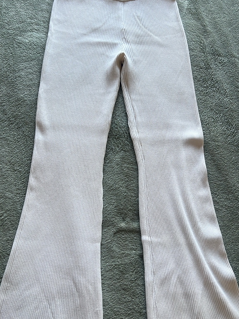 A.L.C. Kids Ribbed Flare Leggings in Cream